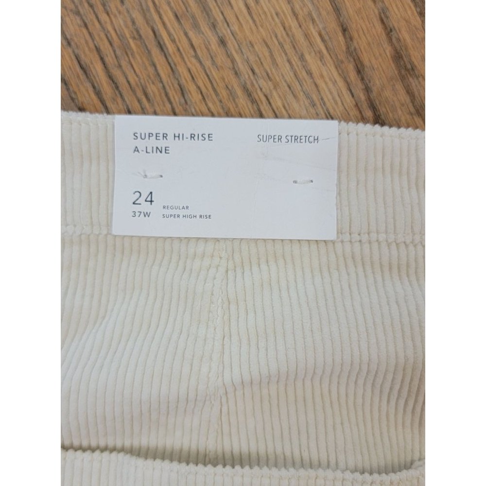 American Eagle corduroy skirt, sz 24W - Picture 5 of 7